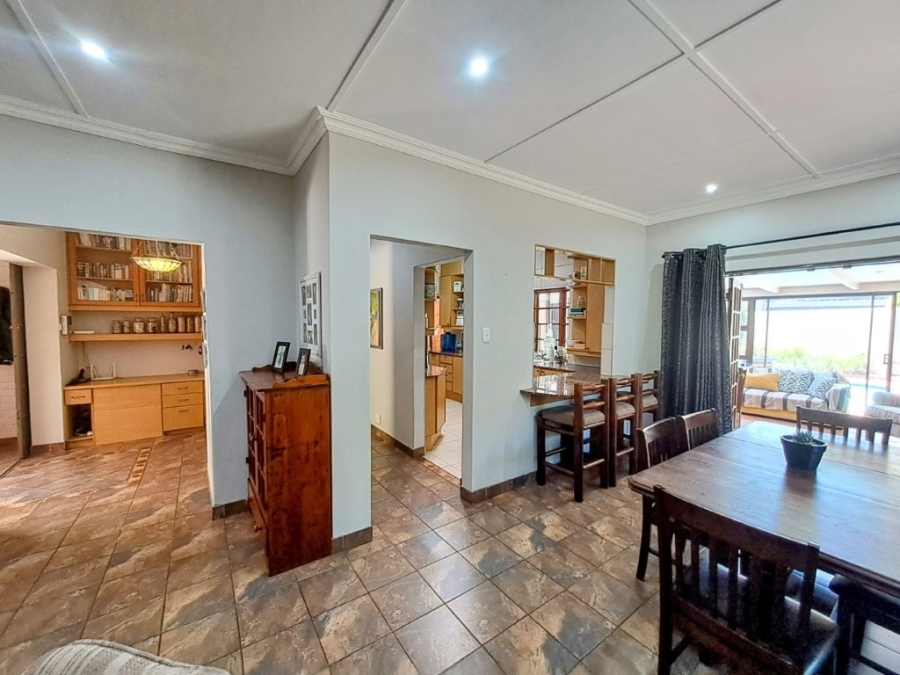 To Let 4 Bedroom Property for Rent in Woodleigh Eastern Cape